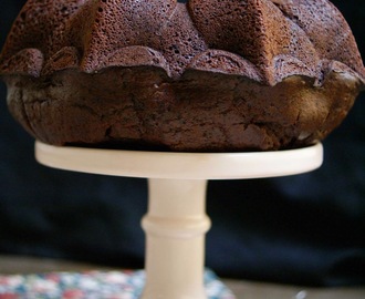 Miricake o pastís de xocolata sense sucre i sense lactosa