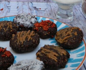 Πεντανόστιμα θρεπτικά σοκολατένια μπισκότα χωρίς ψήσιμο, από την Δήμητρα και το theveggiesisters.gr!