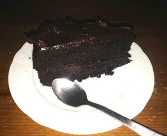 Sunnere sjokoladekake med en overraskelse:)