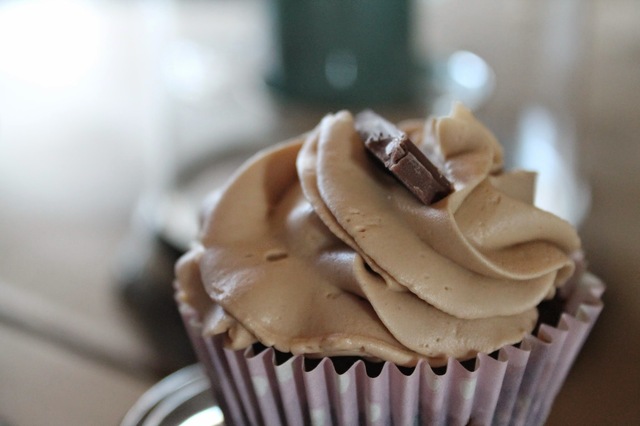 Sjokolade -og Karamell Cupcakes