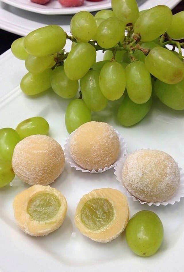 Brigadeiro Branco com uva (Tompson)_ Faça você mesmo a sua festa