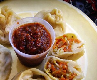 Carrot Cabbage Momos