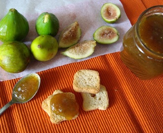 Doce de figos pingo de mel e especiarias