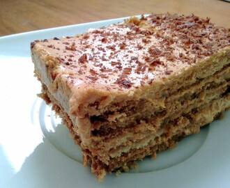 Receta de Coquitorta, una tarta de galletas de coco y crema de dulce de leche