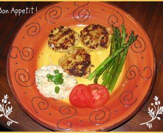 Salmon Cakes With Remoulade