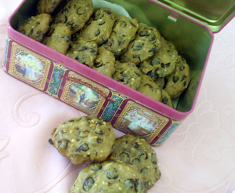 Cookies de castanha e gotas de chocolate