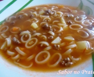 Sopa de Macarrão