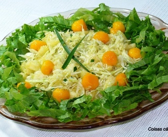 Salada de repolho com abacaxi