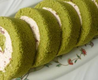 Fluffy Green Tea Chiffon Swiss Roll with Adzuki Cream Recipe by cookpad.japan