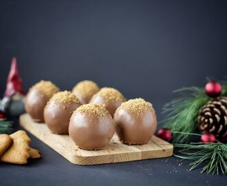 Browniebollar med pepparkaksdeg
