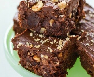 Brownie με σοκολατα, nutella και φουντούκια