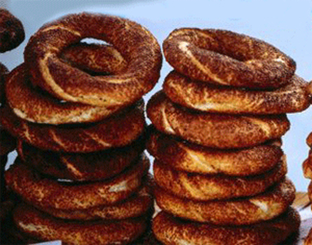 Runde tyrkiske brød (Simit)
