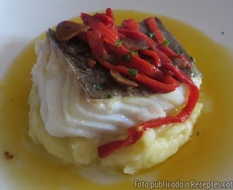 Morro de bacallà amb parmentier de patata i pebrot vermell escalivat