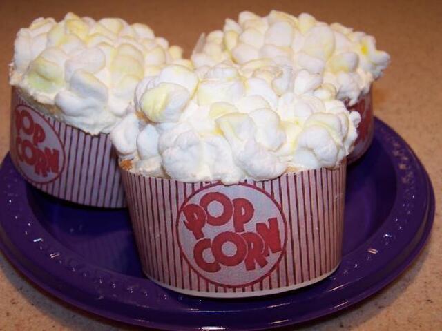 Popcorn Cupcakes (So Cute!)