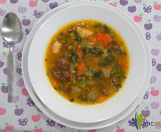 Sopa de carne com legumes