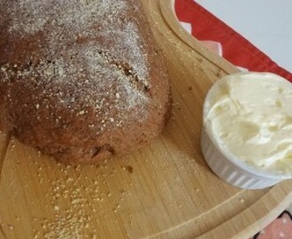 Pão Australiano + Manteiga Cremosa