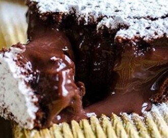 Απίστευτα θεικό σοκολατένιο κέικ από τις «Γλυκές Τρέλες»!