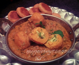 Govind aka Shahi Gatte-Stuffed & Steamed Gram flour Dumplings in Curry