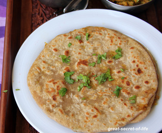 Gobi Paratha - Cauliflower Paratha - Cauliflower Chapati - Gobi stuffed chapati - Healthy Indian flat bread recipe