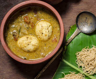 Simple Egg Curry using Coconut Milk - Perfect with Appam & Idiyappam