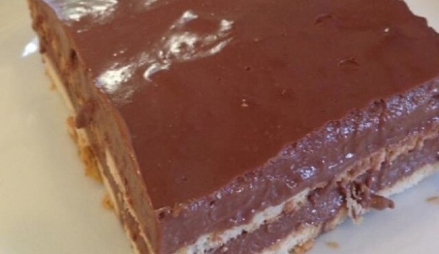 Σοκολατένιο γλυκό με μπισκότα πτι μπερ από το Gourmed.gr!