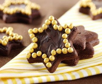 Μπισκότα σοκολατένια με γλάσο σοκολάτας