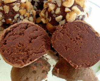 Τρουφάκια σοκολάτας με  ζαχαρούχο γάλα και αμύγδαλο, από το sidagi.gr!