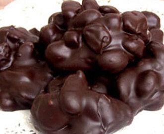 Σοκολατάκια αμυγδάλου “Double chocolate” με 3 υλικά