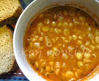 Ρεβίθια σούπα με κοφτό μακαρονάκι, μια ιταλική συνταγή