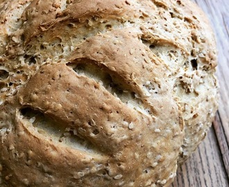 pain à la farine d’avoine au sésame maison