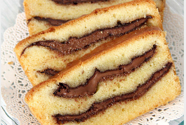 Γεμιστό κέικ με σοκολάτα, από την  Αλλατίνη – Χειρονομία αγάπης!