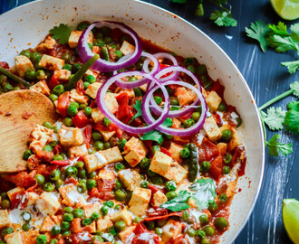 MATAR PANEER | CURRY IN A HURRY