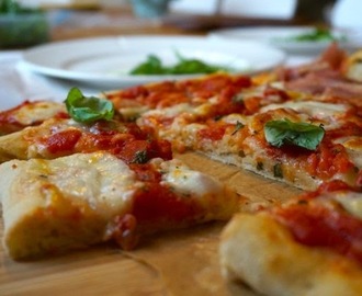 Pizza margherita al taglio - en italiensk drÃ¸m...