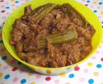 Munakkaya Mutton Curry (Drumstick Mutton Curry)