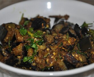 Baingan Ki Sookhi Sabzi बैंगन की सूखी सब्जी - Vankaya Pachhi Kharam (Eggplant Fry with Green Chilli - Coriander - Cumin Powder)