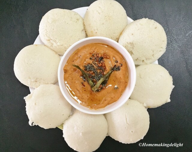 Onion Tomato Chutney Recipe – Vengayam Thakkali Chutney