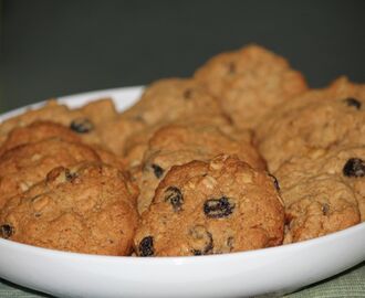 Oatmeal Raisin cookies with a twist