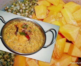 Mathanga Cherupayar erissery / Pumpkin and green gram curry