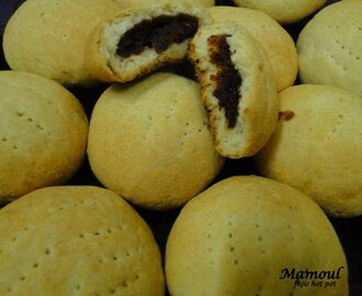 Mamoul(Cookie filled with dates)