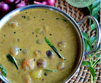 Ulli Theeyal ~ Pearl Onions in a Roasted Coconut and Spices Sauce | A Kerala Recipe