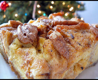 Baked French Toast Casserole w/ Praline Topping