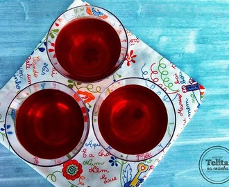 gelatina de frutos vermelhos