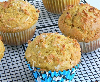 Easy Mango Coconut Muffins Recipe / Eggless Cupcakes