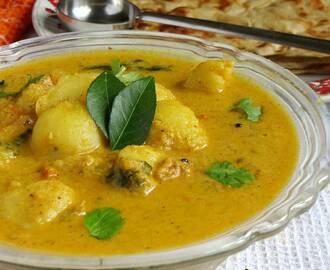 Potato Kurma Recipe For Chapathi (Restaurant Style)