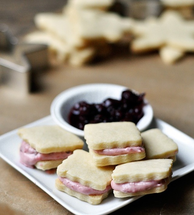 Cranberry Cream Cheese Cookie Filling