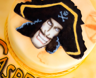 Kaptein sabeltann kake i airbrush