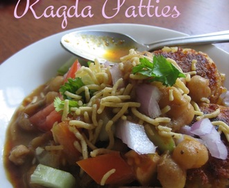 Ragda Patties - Potato patties dunked in white pea gravy