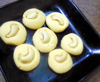 Cashew Cookies /Eggless Cashew Cookies