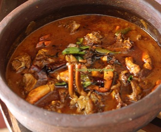 Crab Varutharacha curry/ Varutharacha Njandu curry/ Crab in  roasted coconut curry