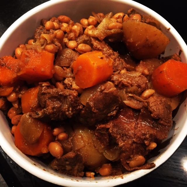Hearty Slow Cooker Beef and Bean Stew